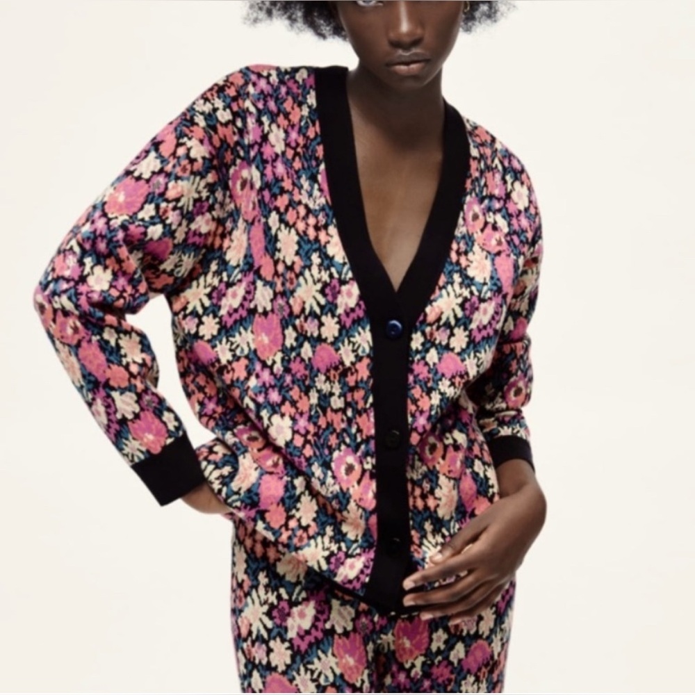 Zara Floral Jacquard Knit Cardigan Sz M